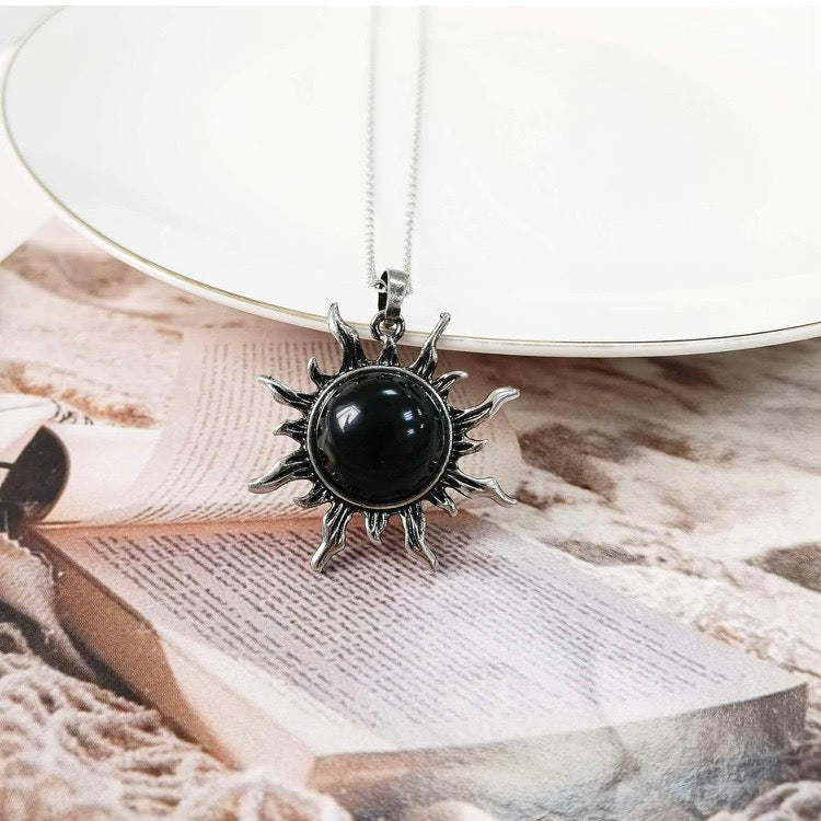 Black Obsidian Sun Necklace – Natural Gemstone Pendant for Strength & Protection