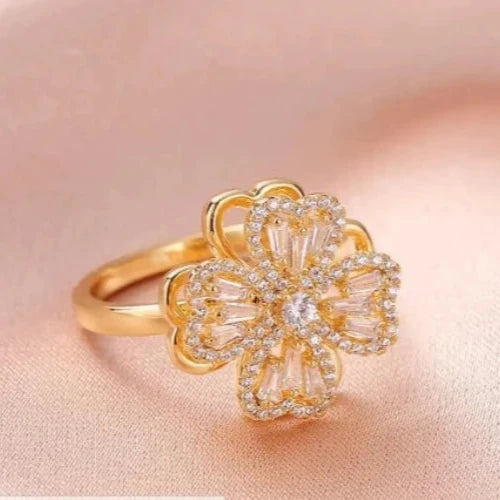 Four-Leaf Clover Spinner Rings Anxiety Fidget Ring for Anxiety Silver Flower Ring Relieving Stress Open Stacking Finger Calming Gifts